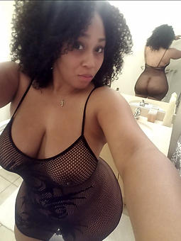nude pictures of ebony selfshot