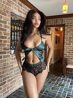 porn pictures of beautiful black women helter-skelter lingerie