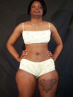 black girls with cameltoe free porn pics