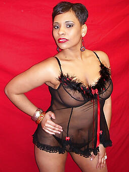 horny woman champaign undergarments xxx pics