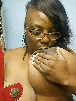 porn ebony selfshots